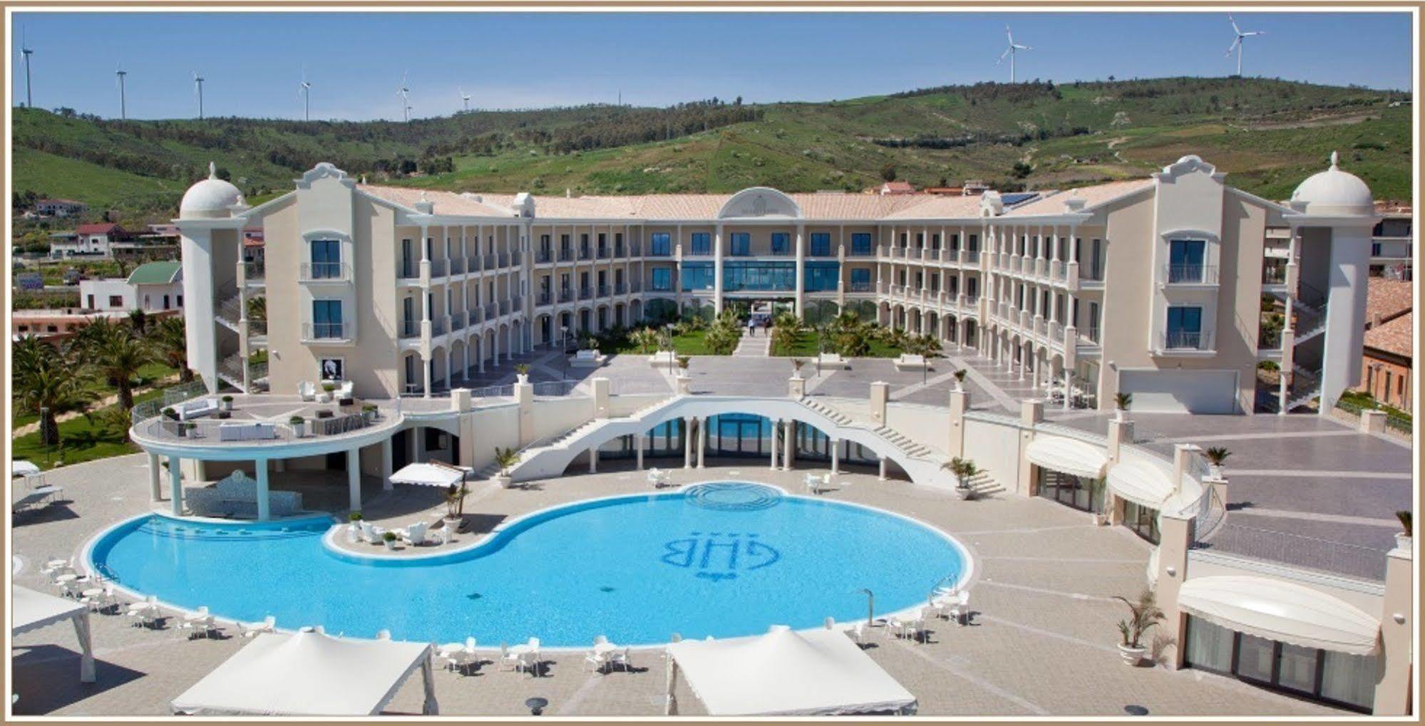 Grand Hotel Balestrieri Torre Melissa Exterior photo