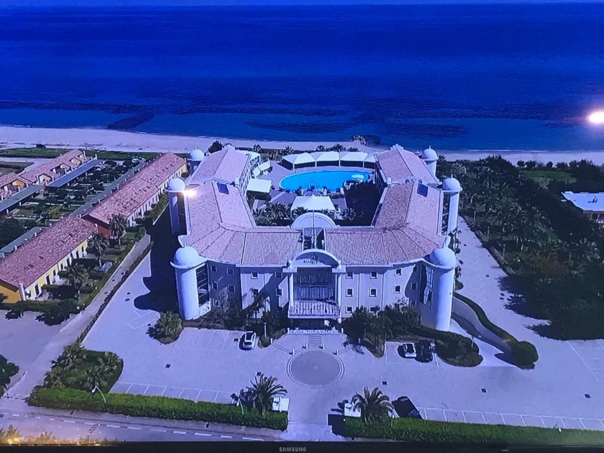 Grand Hotel Balestrieri Torre Melissa Exterior photo