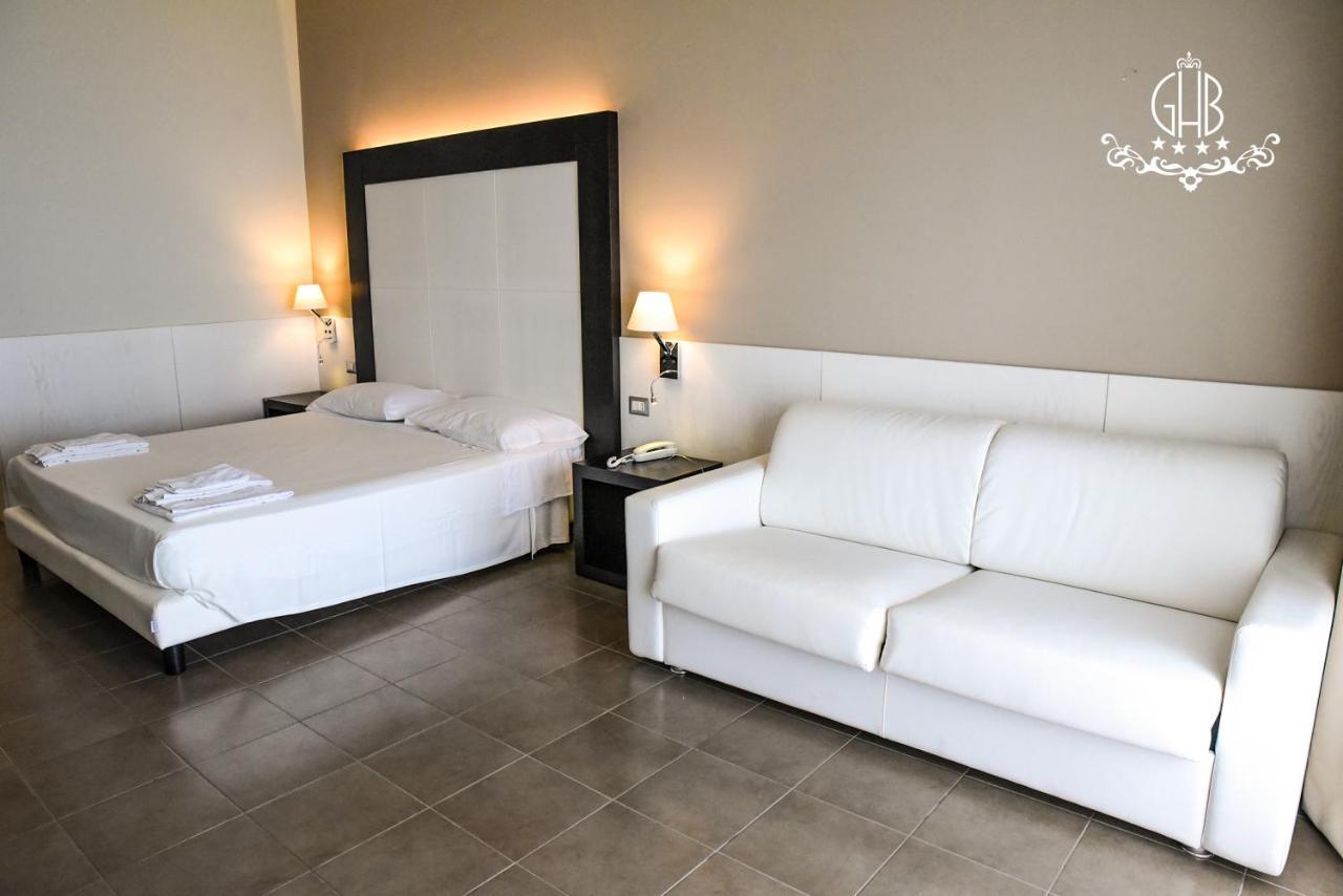Grand Hotel Balestrieri Torre Melissa Exterior photo